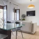 Apartman Boutique Puerta De Reyes *