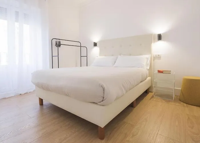 Boutique Puerta De Reyes *