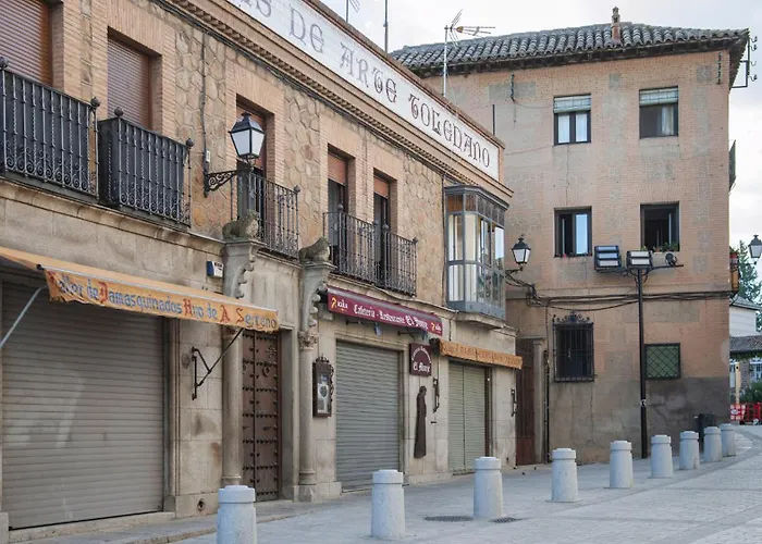 Boutique Puerta De Reyes