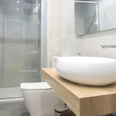 Boutique Puerta De Reyes * טולדו