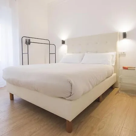 Boutique Puerta De Reyes *