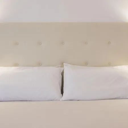 Boutique Puerta De Reyes *